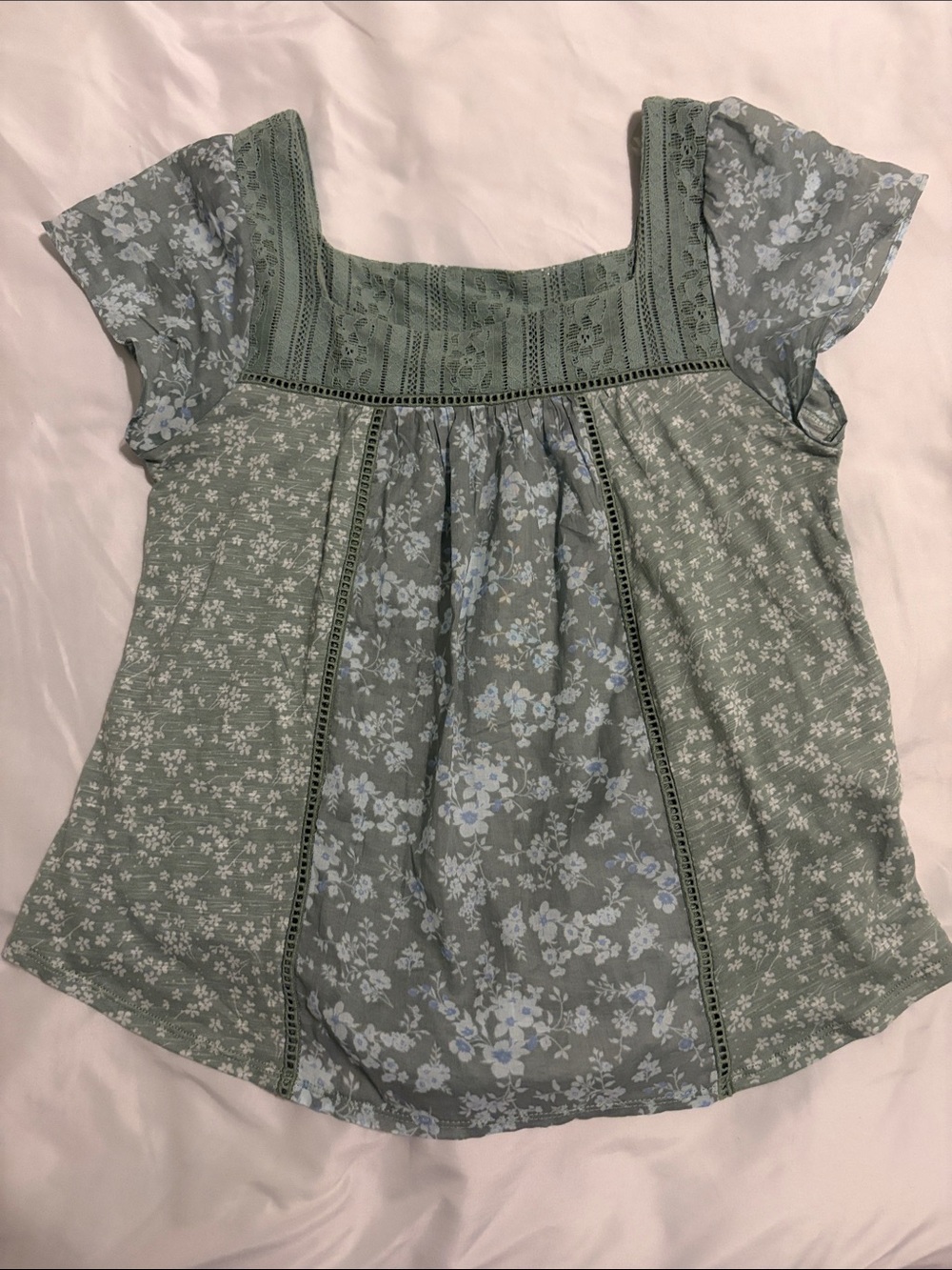 Women’s rewind blouse